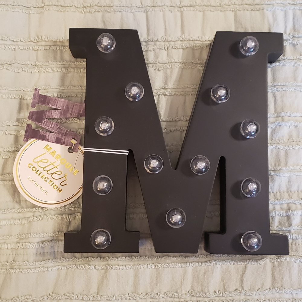 Decorative Lighted Monogram Marquee - Letter M- NWT